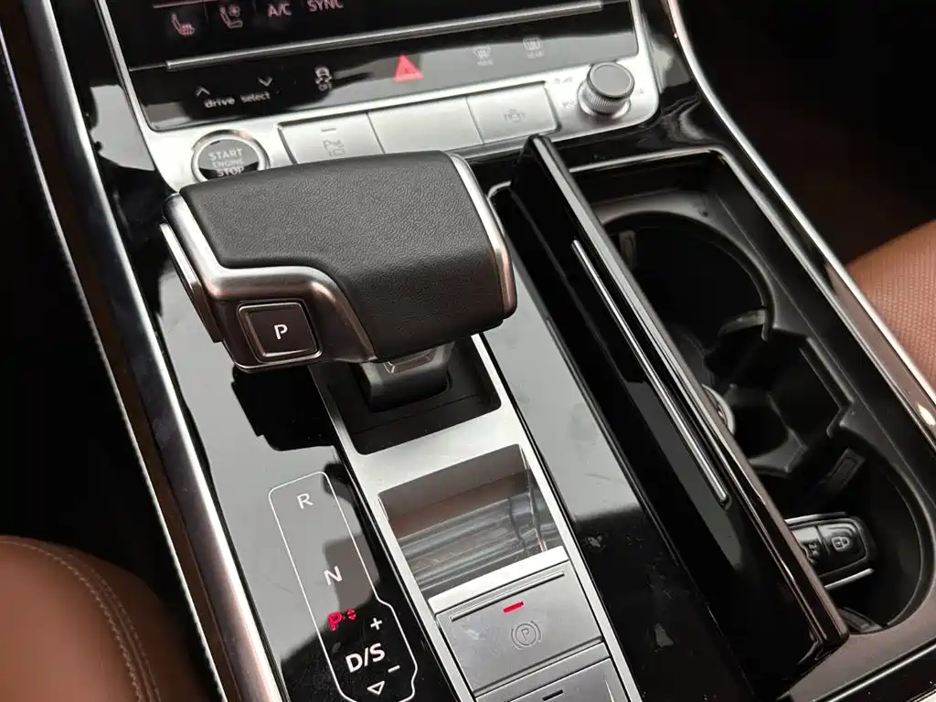 Audi Q7 — миниатюра 16