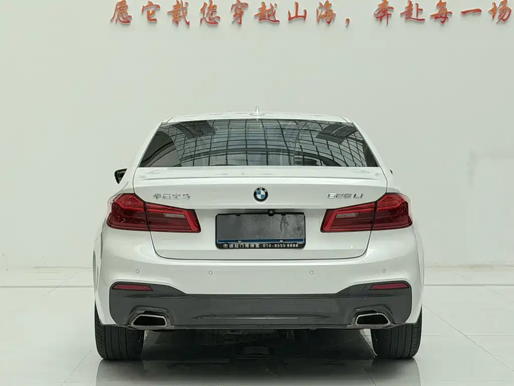BMW 5 Series — миниатюра 14