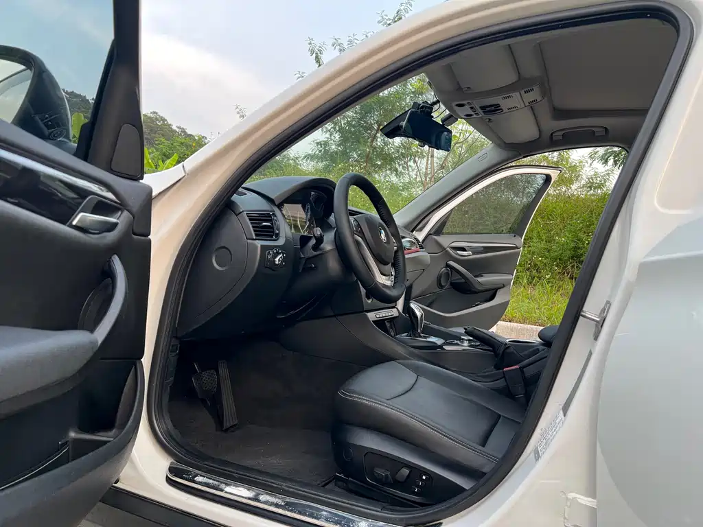 BMW X1 — миниатюра 8