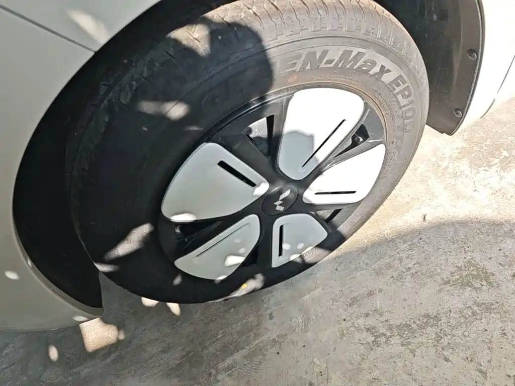 Wuling MINIEV — миниатюра 23