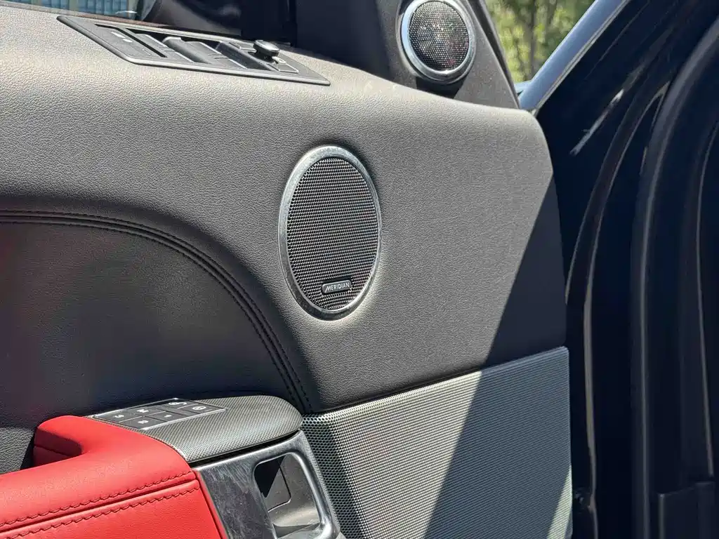 Land Rover Sport — миниатюра 9