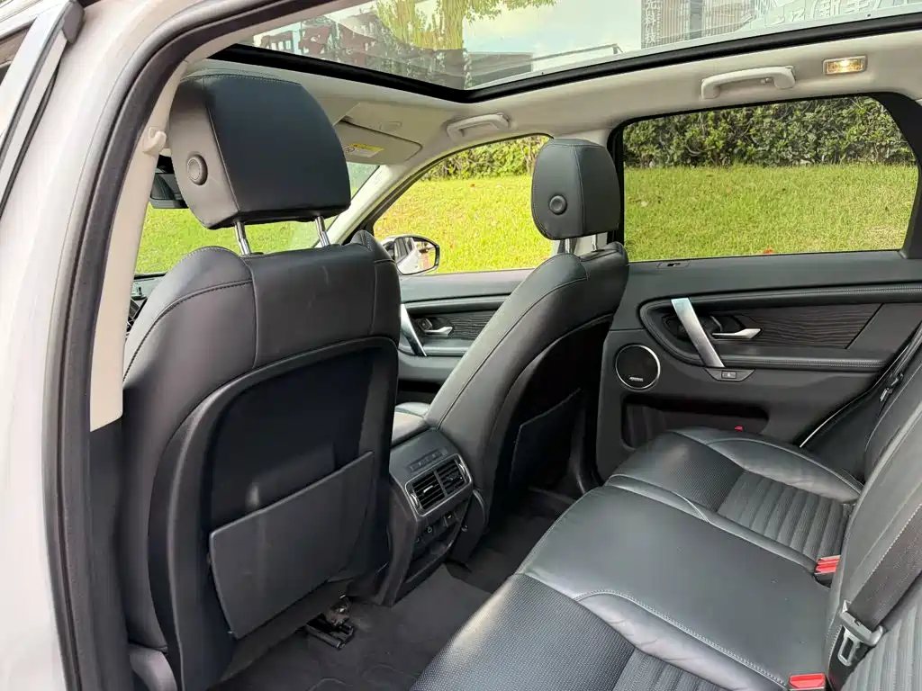 Land Rover Discovery Sport — миниатюра 11
