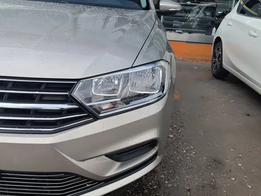 Volkswagen Bora 2019 1.5L MT Fashion V