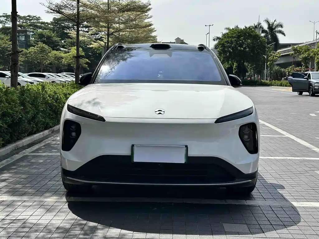 NIO ES6 — миниатюра 2