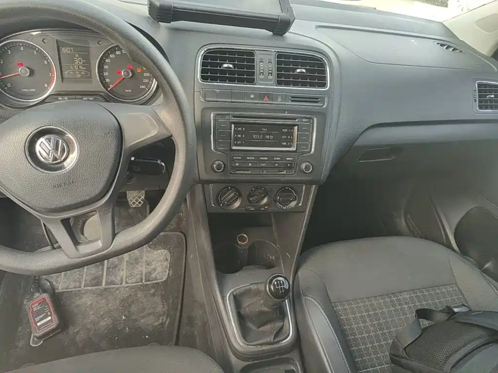 Volkswagen Polo — миниатюра 10