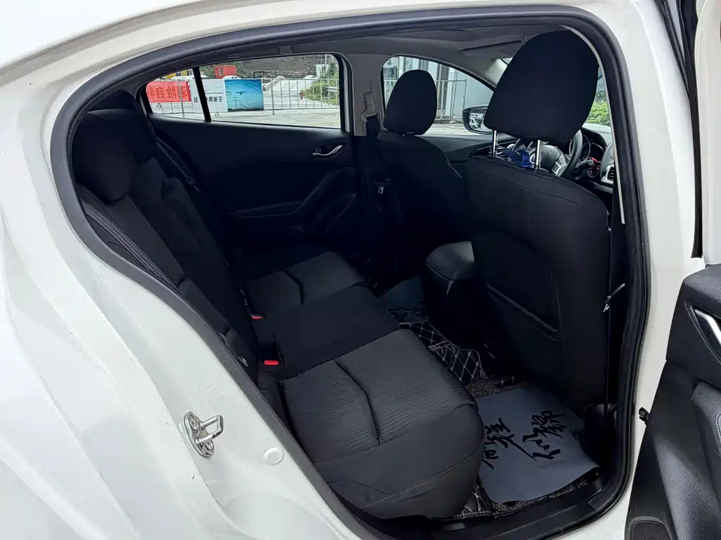 Mazda 3 Axela — миниатюра 5