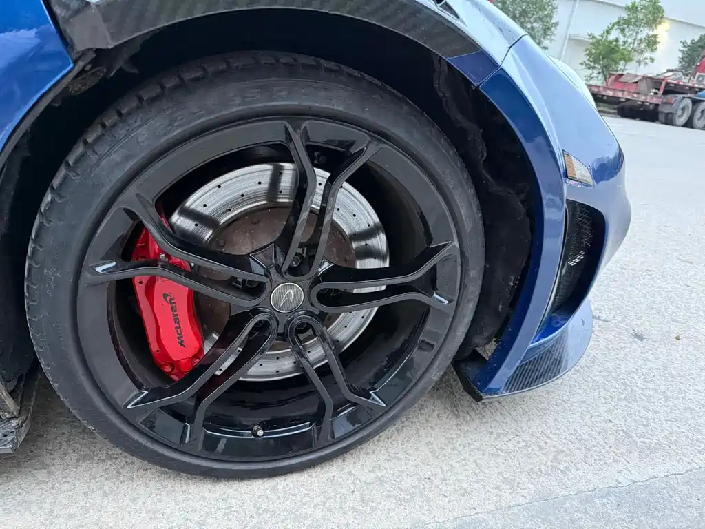 McLaren 12C — миниатюра 7