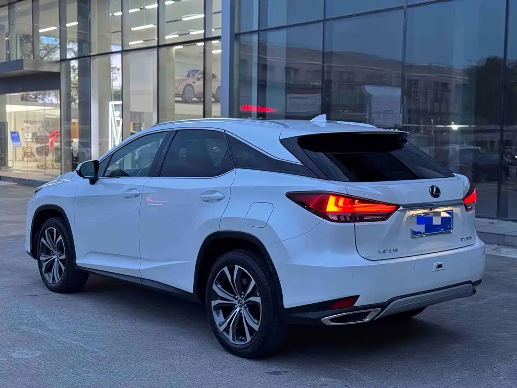 Lexus RX — миниатюра 9