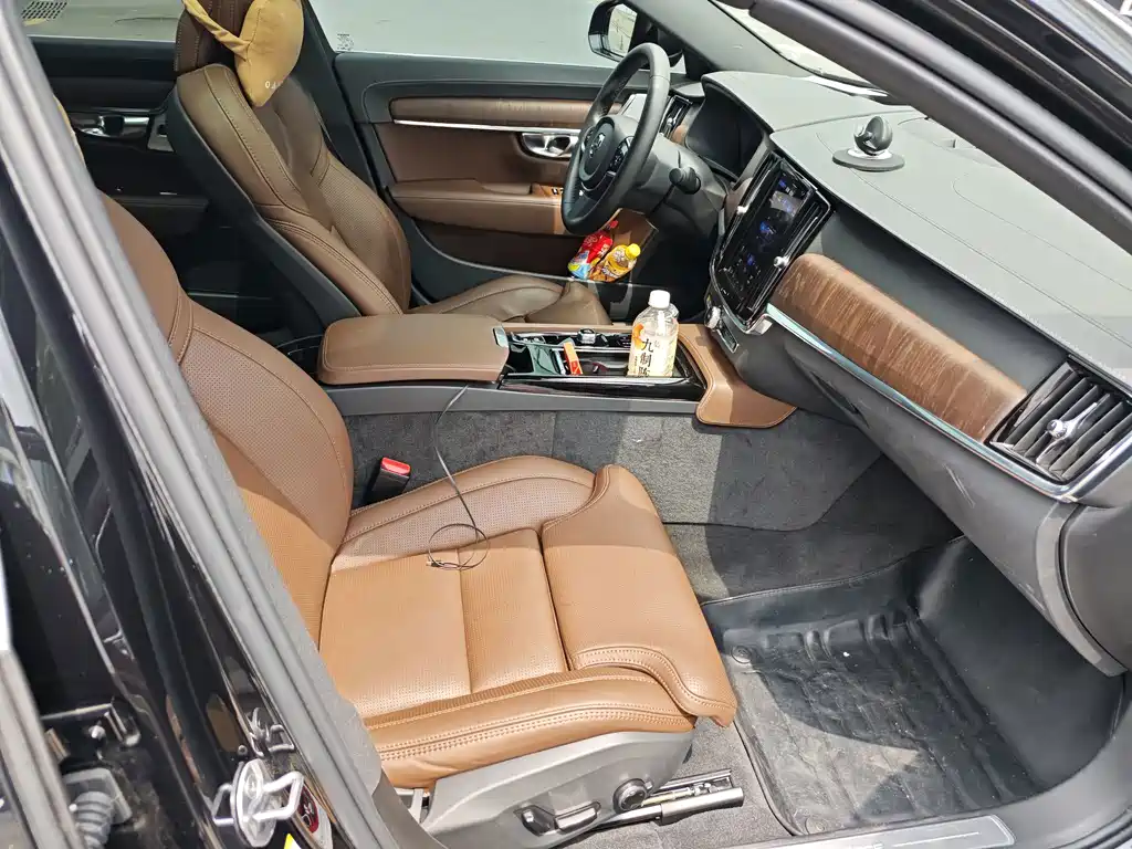 Volvo S90 PHEV — миниатюра 5