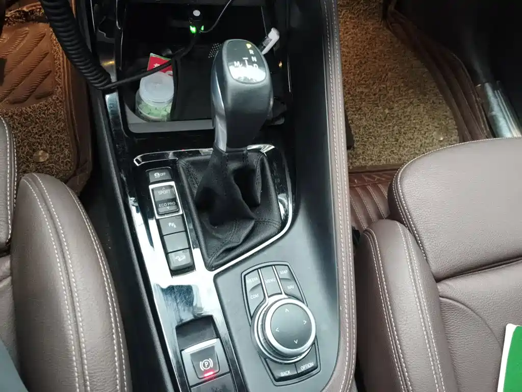 BMW X1 — миниатюра 10