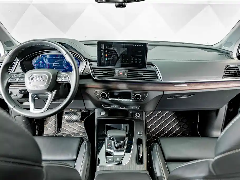 Audi Q5L — миниатюра 13