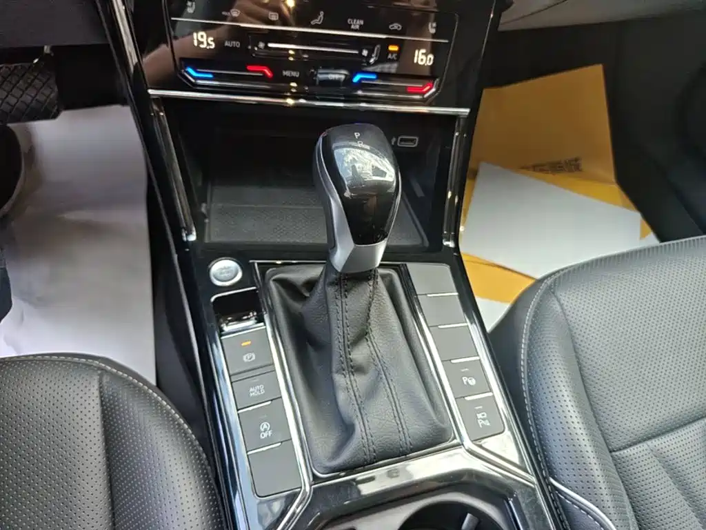 Volkswagen Passat — миниатюра 14