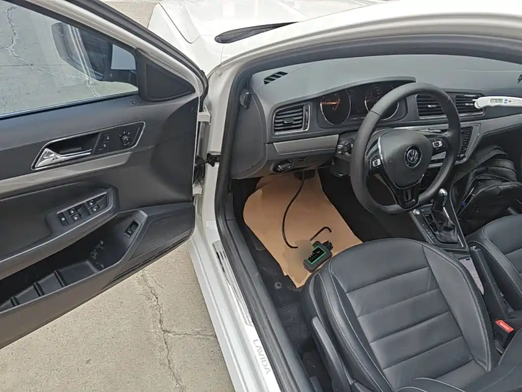 Volkswagen Lavida — миниатюра 16