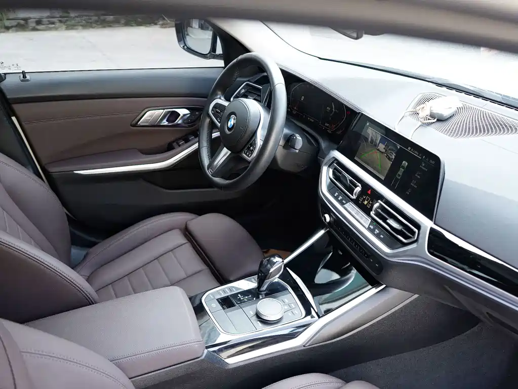 BMW 3 Series — миниатюра 14