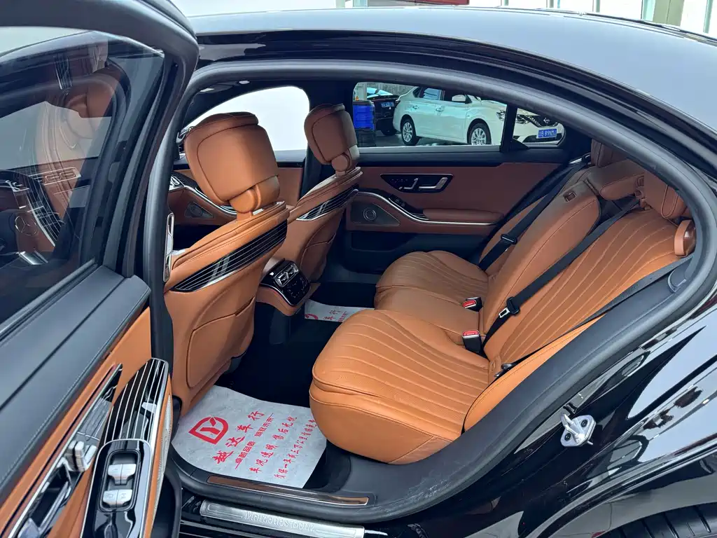 Mercedes-Benz S-Class — миниатюра 8