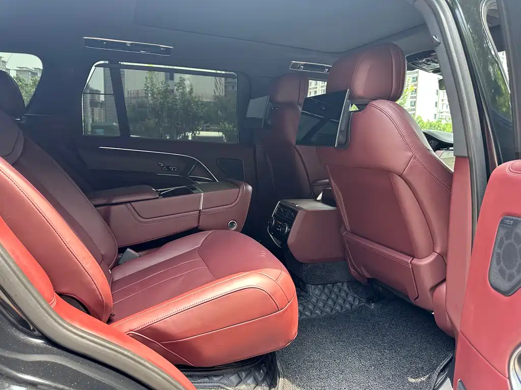 Land Rover Range Rover 2025 3.0 L6 400PS Long Wheelbase