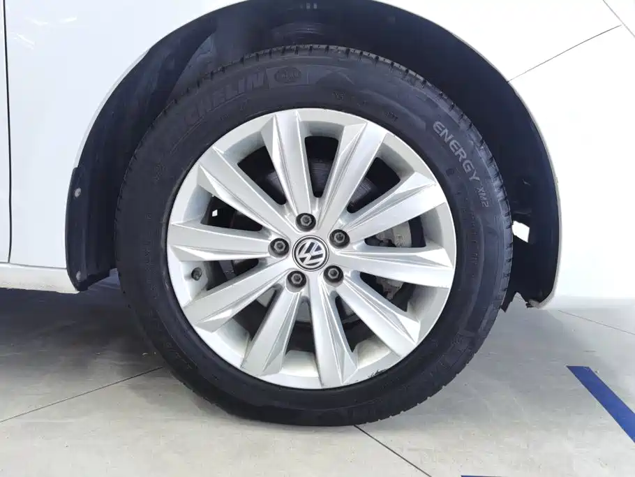 Volkswagen Bora 2019 1.5L MT Fashion VI