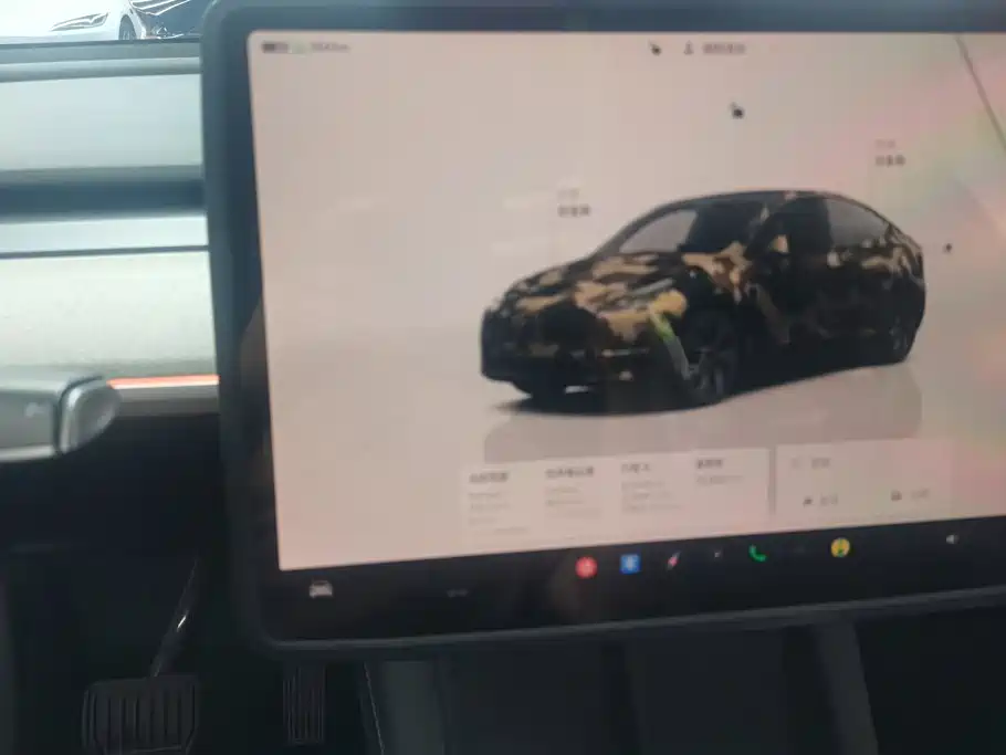 Tesla Model Y — миниатюра 14