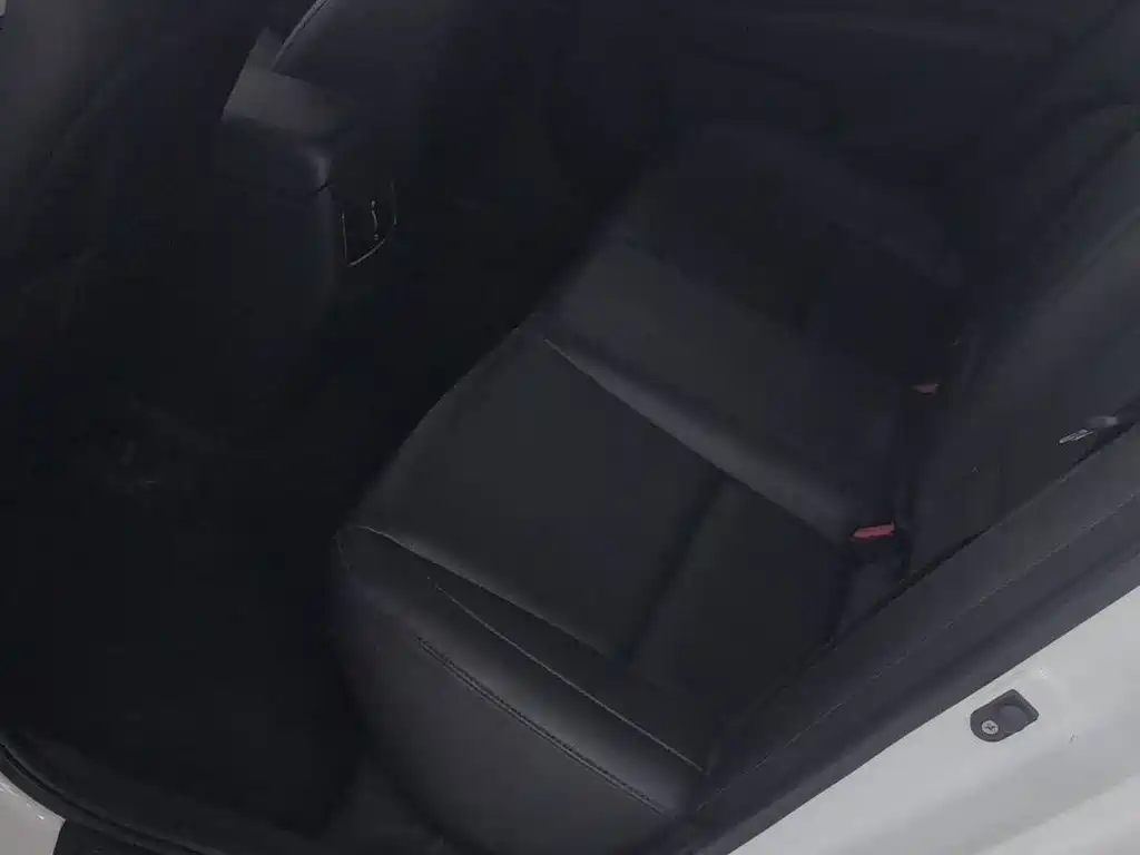 Hyundai Mistra — миниатюра 11