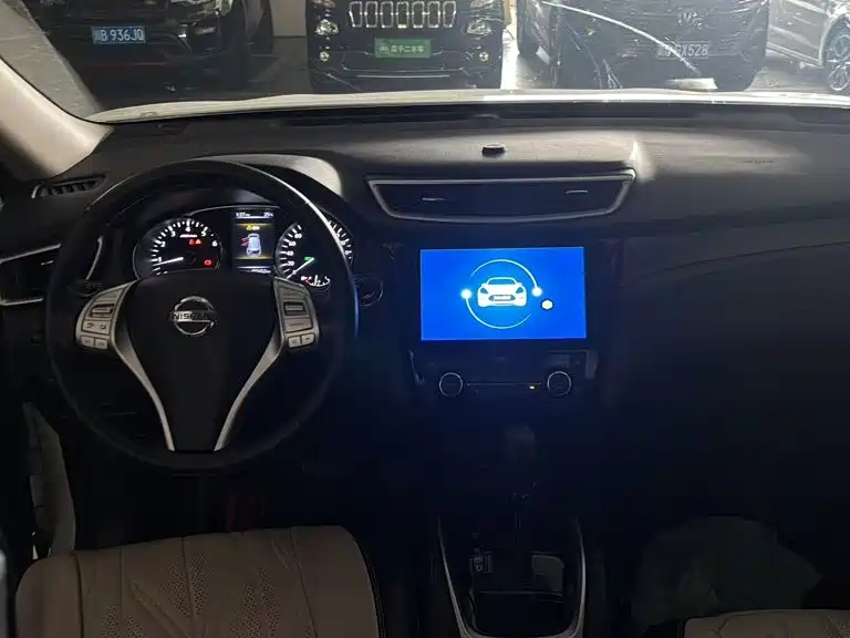 Nissan X-Trail — миниатюра 5