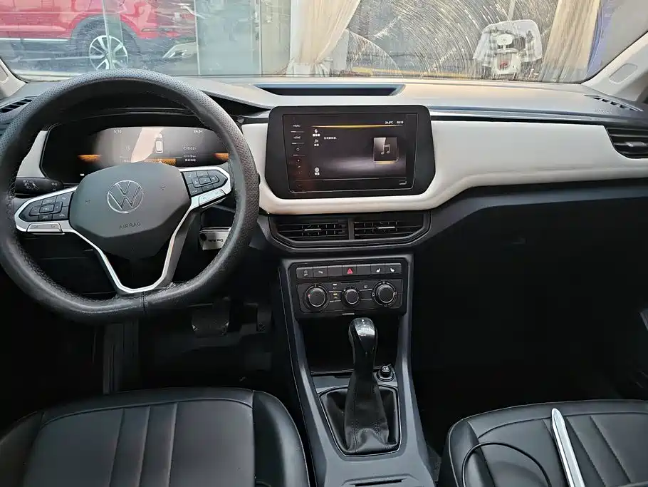 Volkswagen Tharu — миниатюра 12