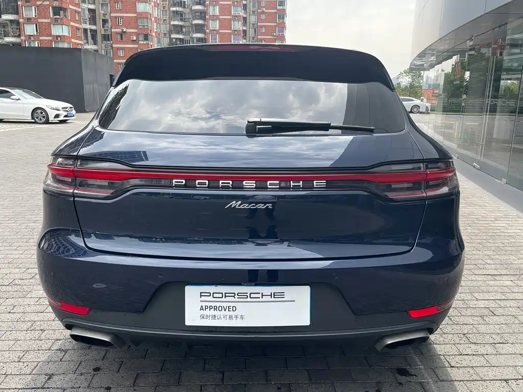 Porsche Macan — миниатюра 9