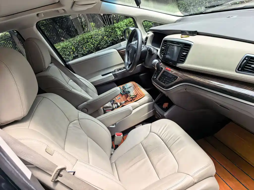 Honda Odyssey — миниатюра 10