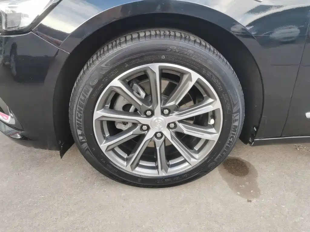 Buick LaCrosse — миниатюра 23