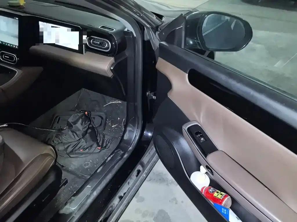 Leapmotor Leapmotor C01 — миниатюра 20