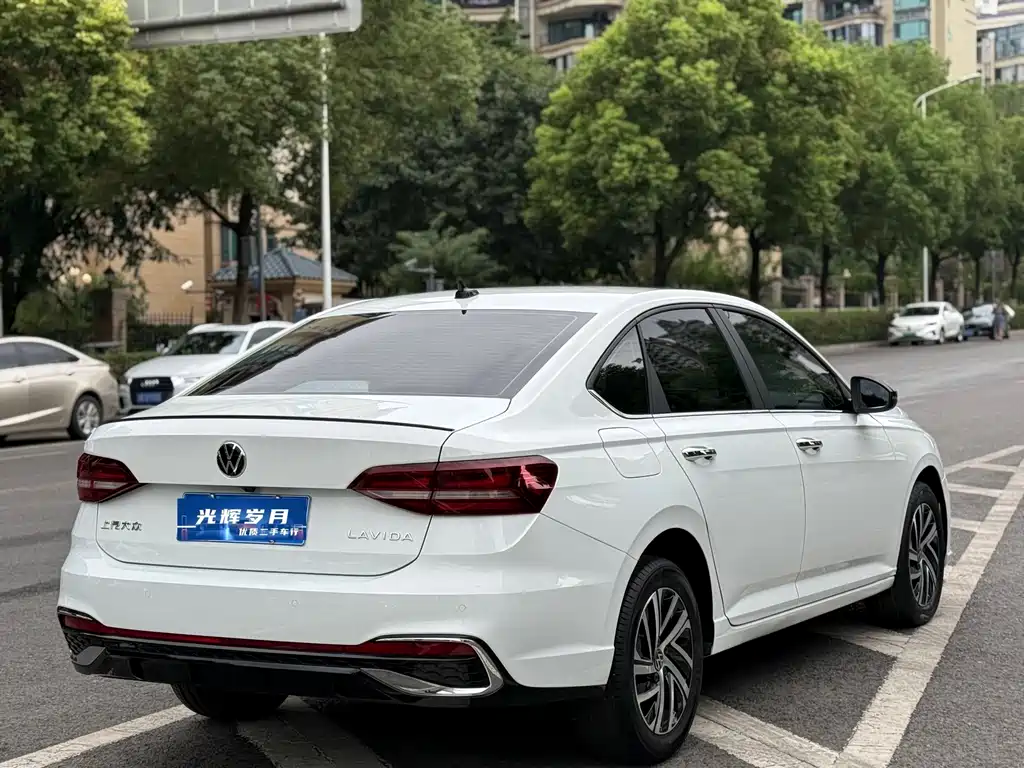 Volkswagen Lavida — миниатюра 14