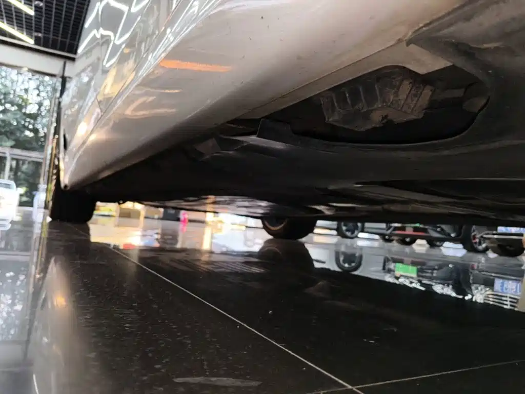 BMW 5 Series — миниатюра 22
