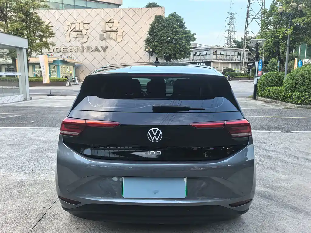 Volkswagen ID.3 — миниатюра 6