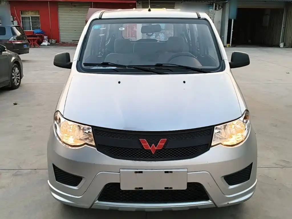 Wuling Hongguang — миниатюра 3