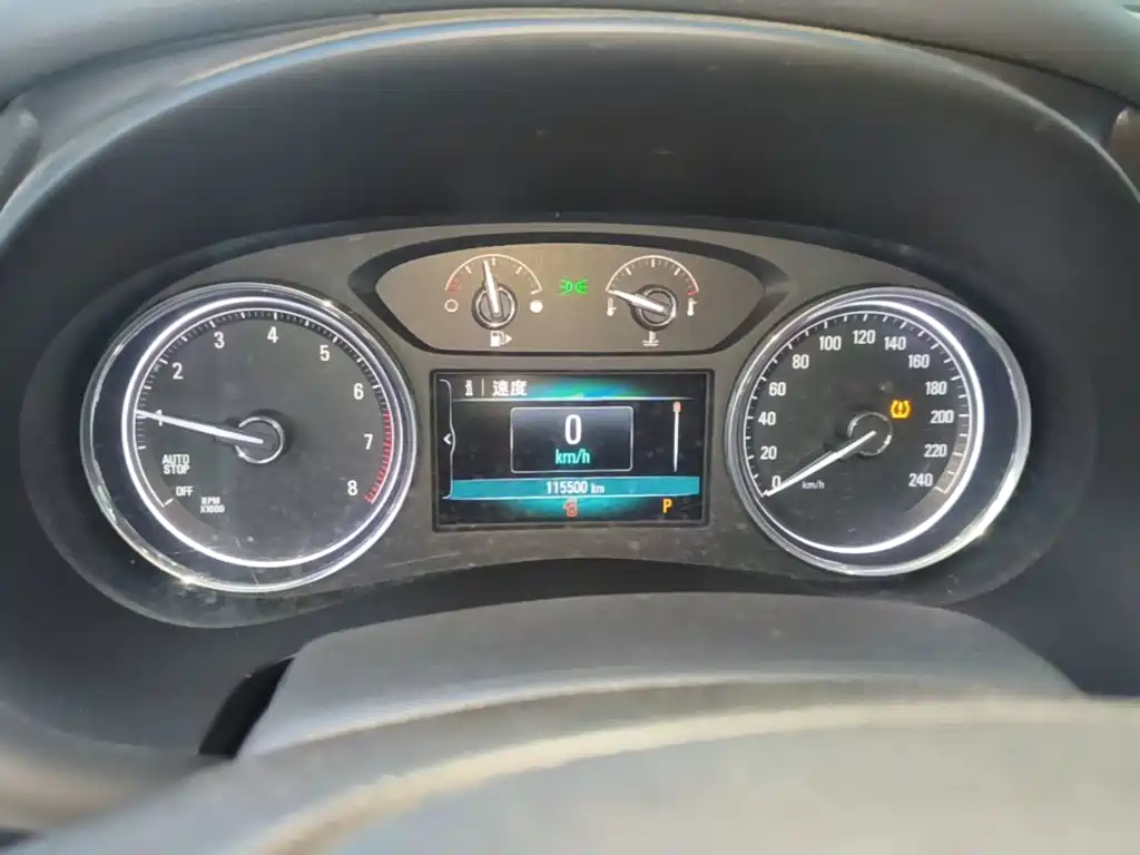 Buick LaCrosse — миниатюра 12