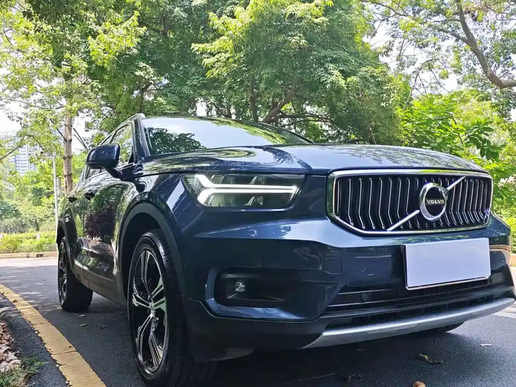 Volvo XC40 — миниатюра 3