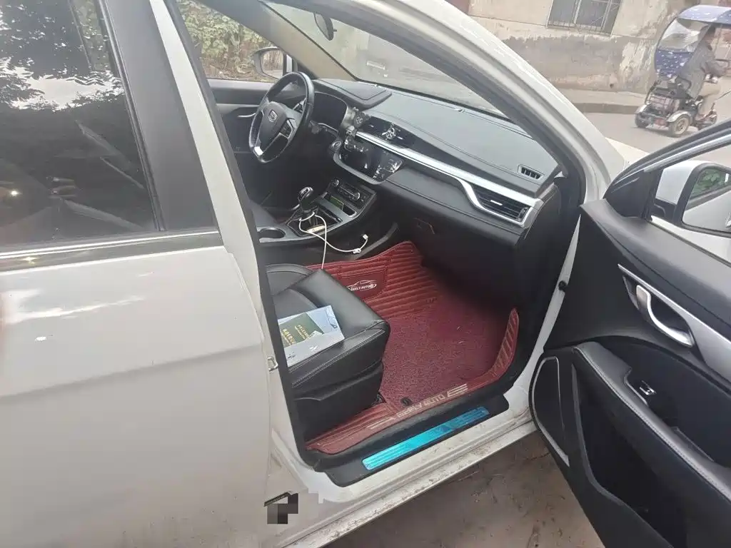 Geely Emgrand — миниатюра 19