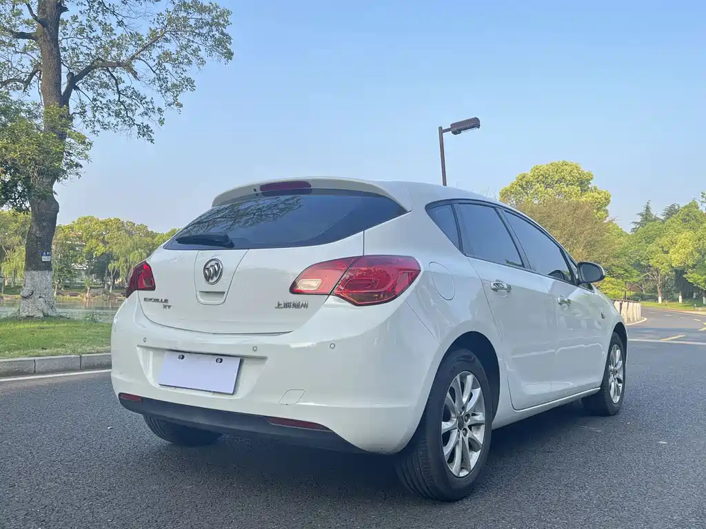 Buick Excelle — миниатюра 6