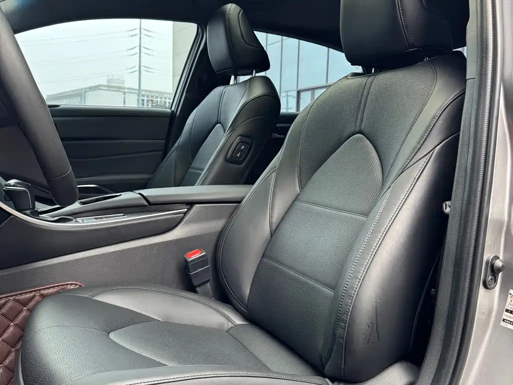 Toyota Avalon — миниатюра 12