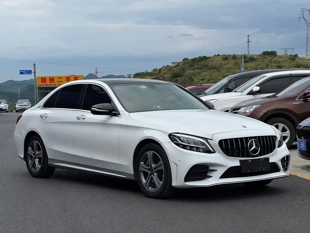 Mercedes-Benz C-Class — миниатюра 2