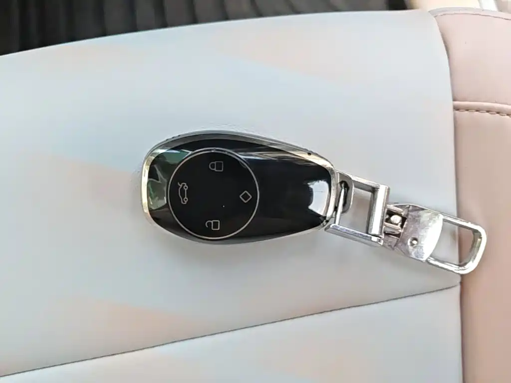 Leapmotor Leapmotor T03 — миниатюра 9