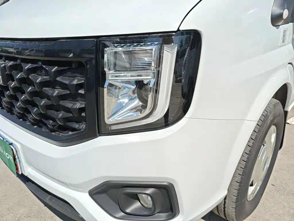 JMC JMC Fushun — миниатюра 24