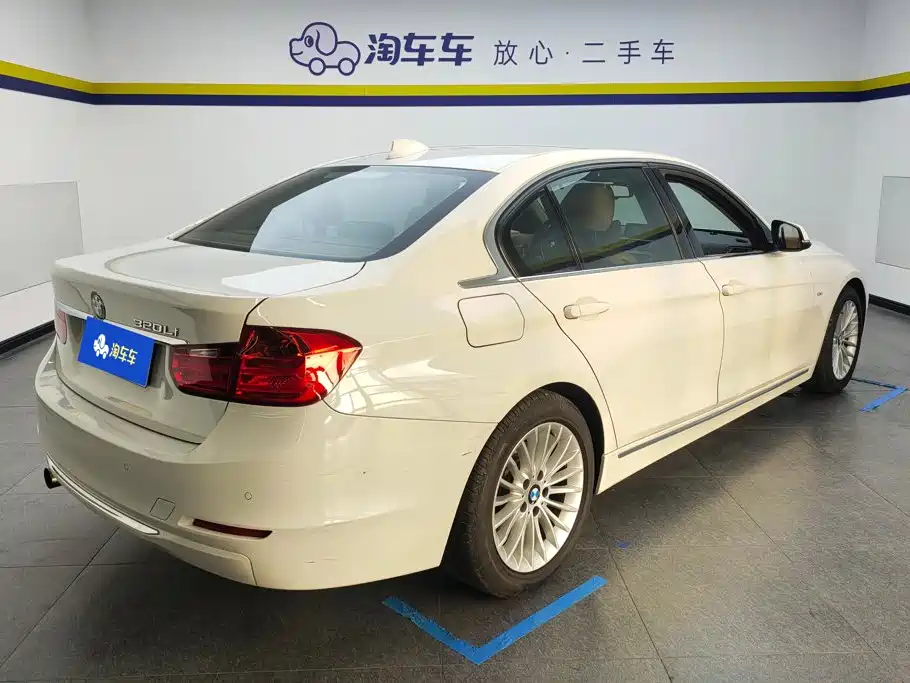 BMW 3 Series — миниатюра 3