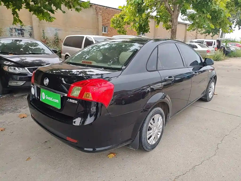 Buick Excelle — миниатюра 7