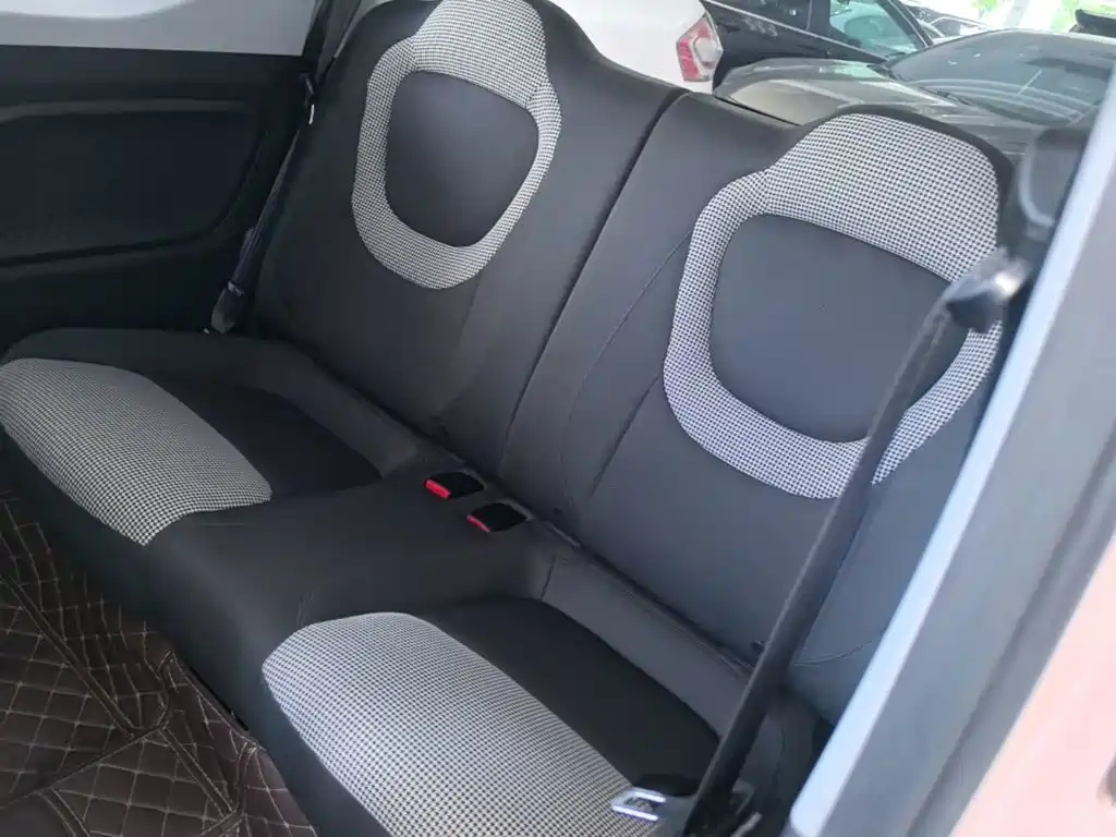 Wuling MINIEV — миниатюра 17