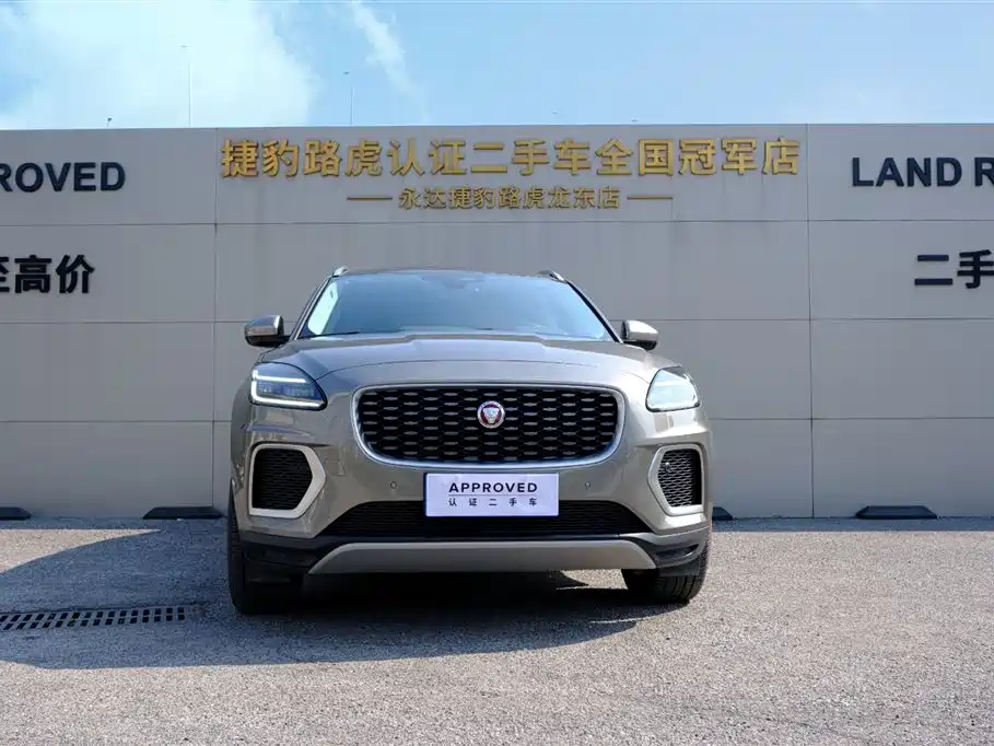 Jaguar E-PACE — миниатюра 2