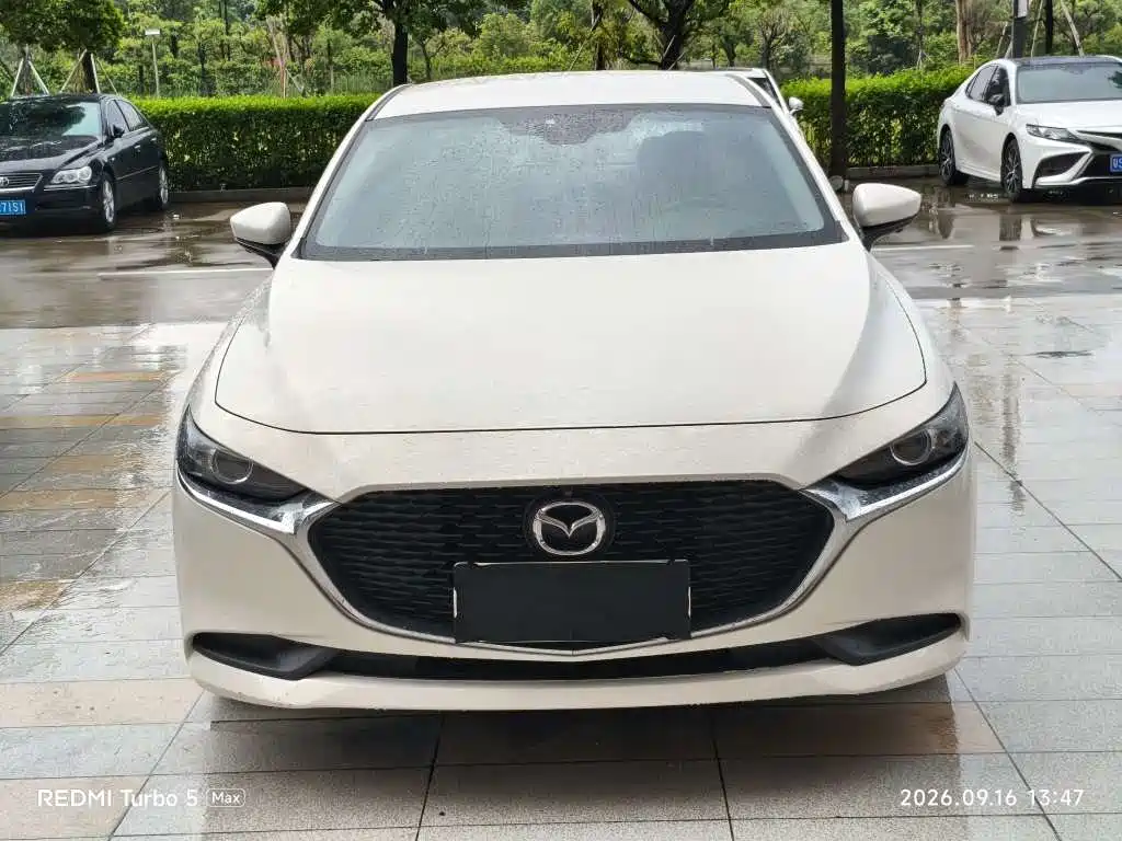 Mazda 3 Axela — миниатюра 2