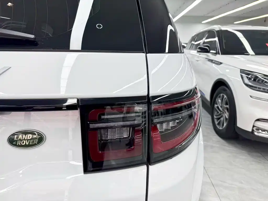 Land Rover Discovery Sport — миниатюра 21