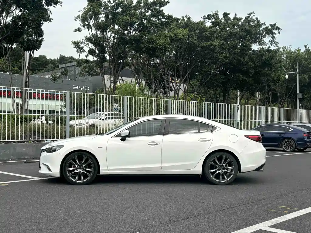 Mazda Atenza — миниатюра 5