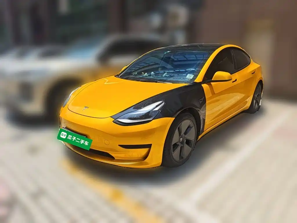 Tesla Model 3 — миниатюра 2