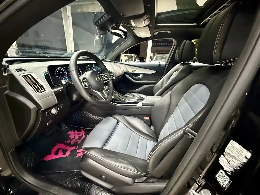 Mercedes-Benz EQC — миниатюра 8